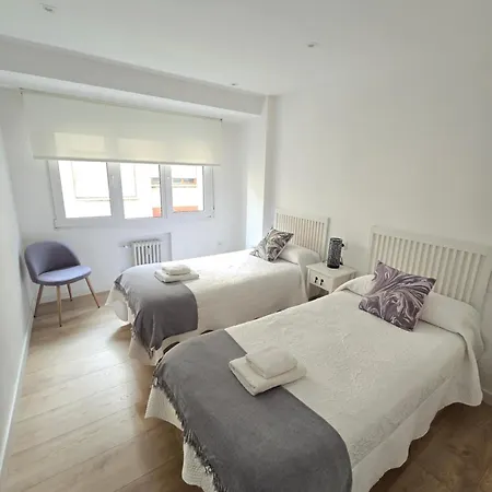 Piso En Pleno Centro De Al Lado De La Playa 1a139 By R2r Consulting 希洪