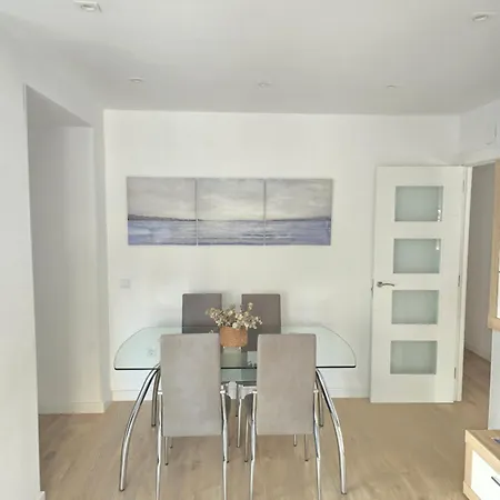 Piso En Pleno Centro De Al Lado De La Playa 1a139 Appartement *