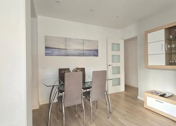 Lejlighed Piso En Pleno Centro De Al Lado De La Playa 1a139 By R2r Consulting