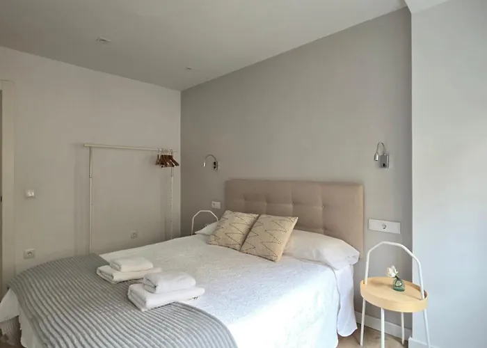 Lejlighed Piso En Pleno Centro De Al Lado De La Playa 1a139 By R2r Consulting *